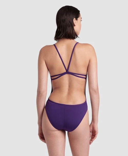PLUM-WHITE-901